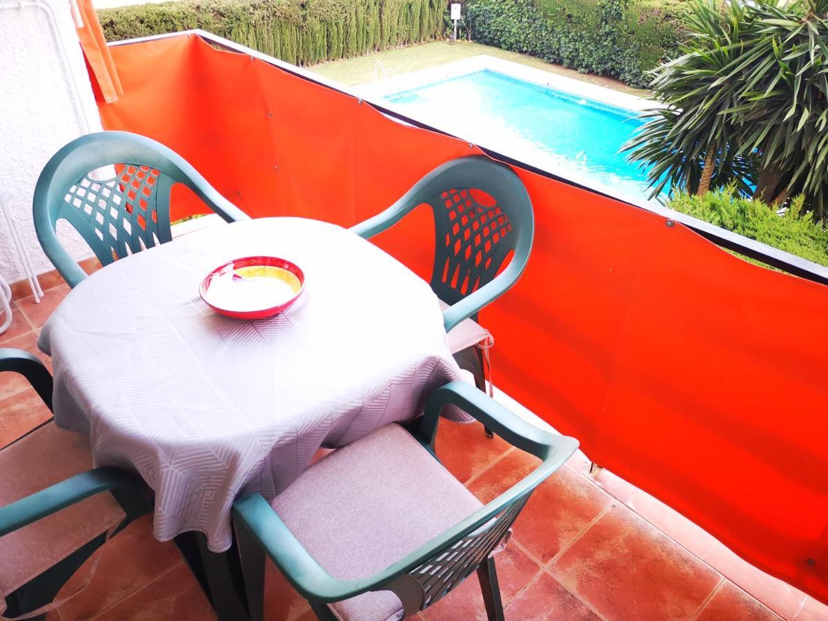 Torremolinos Beach 2 Bedrooms With Terrace And Pool Kültér fotó